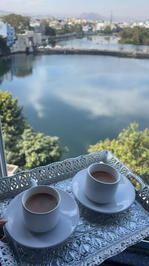 Antariksh Hotel Udaipur Bagian luar foto