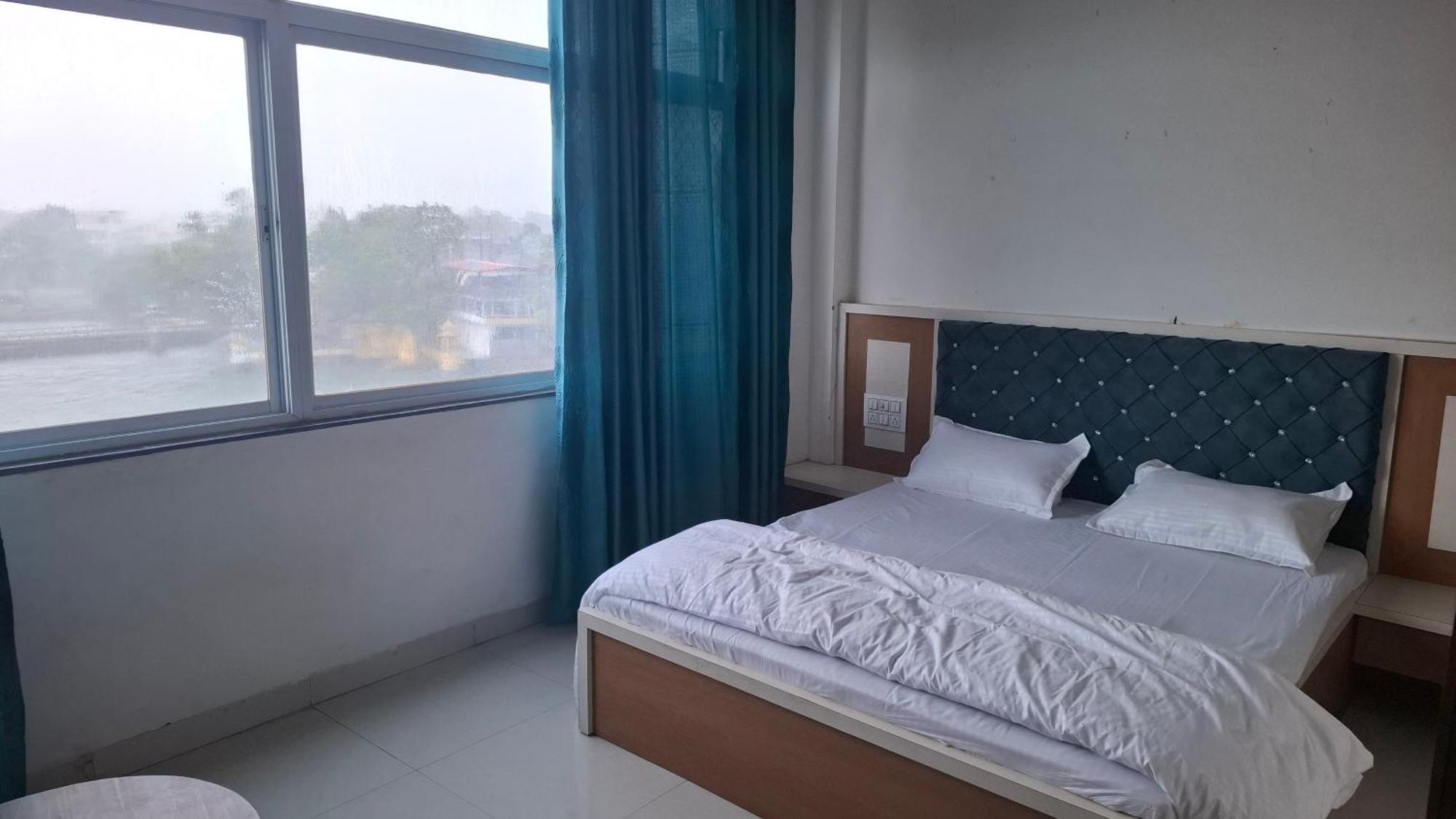 Antariksh Hotel Udaipur Ruang foto